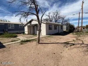 197 E Pearl Street, Benson, AZ 85602 - #2