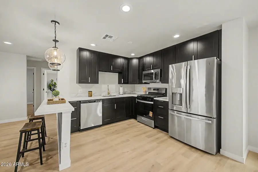 4050 W Nancy Lane, Phoenix, AZ 85041 - #3