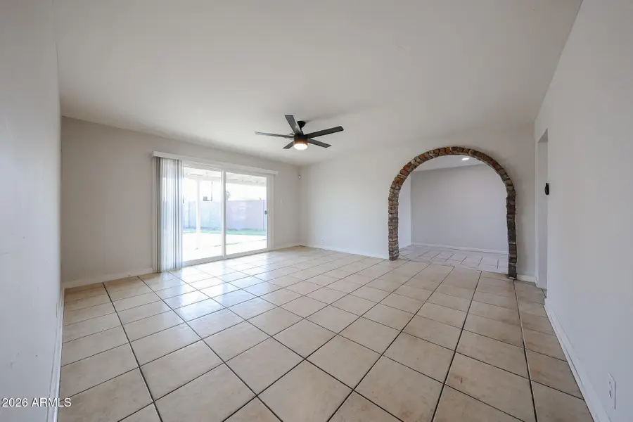 4301 W Weldon Avenue, Phoenix, AZ 85031 - #3