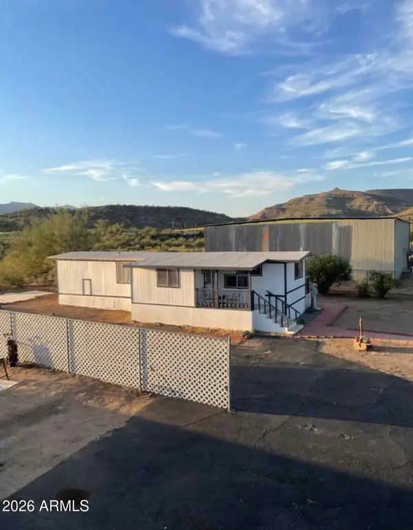 33380 S Ta Do Hoya Trail, Black Canyon City, AZ 85324