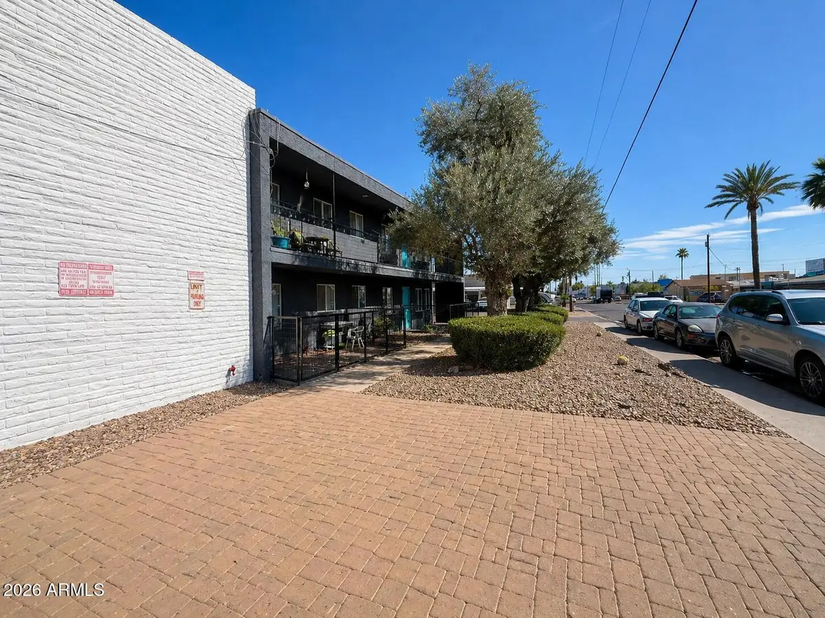 2919 N 38th Street, Phoenix, AZ 85018 - #1