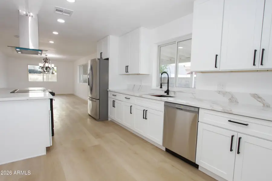 2142 W Kerry Lane, Phoenix, AZ 85027 - #2