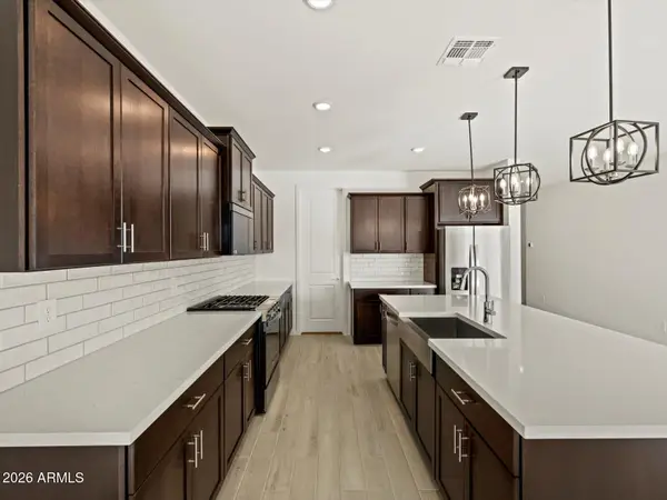 2516 E Vintage Drive, San Tan Valley, AZ 85143