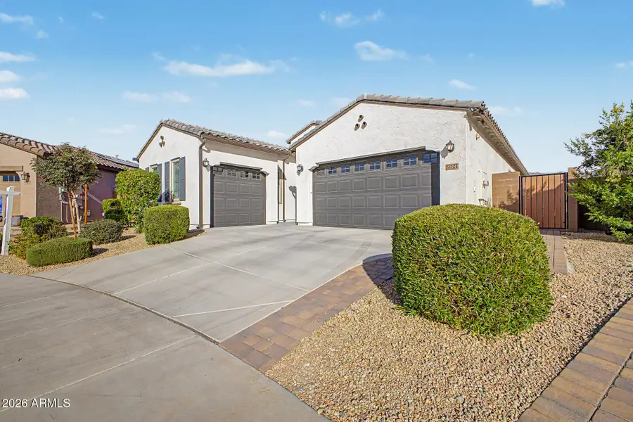 9721 S 38th Lane, Laveen, AZ 85339 - #2