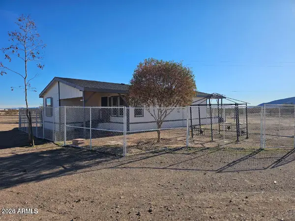 43104 W Catalina Drive, Tonopah, AZ 85354
