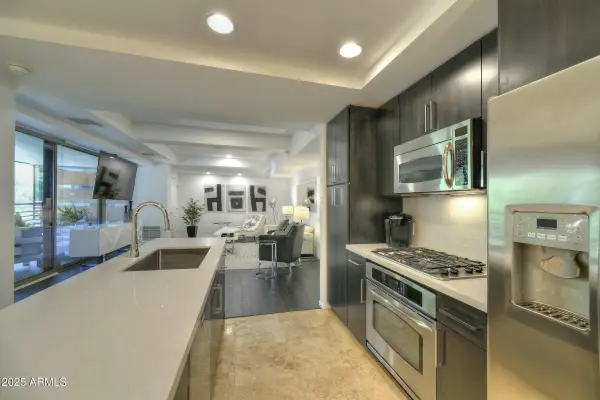 7151 E Rancho Vista Drive #3010, Scottsdale, AZ 85251