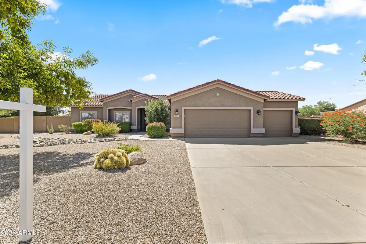 237 E Desert Holly Drive, San Tan Valley, AZ 85143 - #1