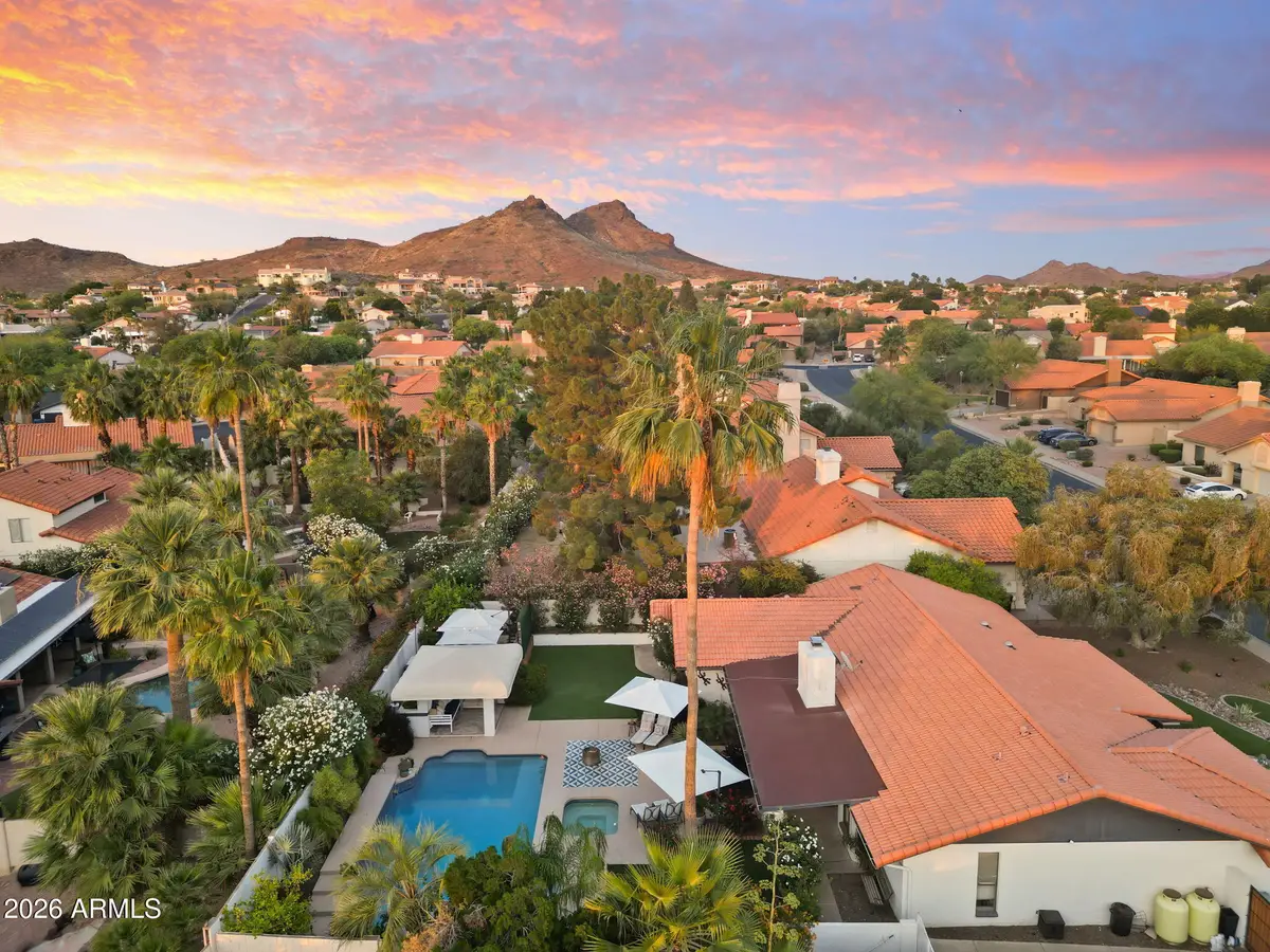 802 E Forest Hills Drive, Phoenix, AZ 85022 - #1