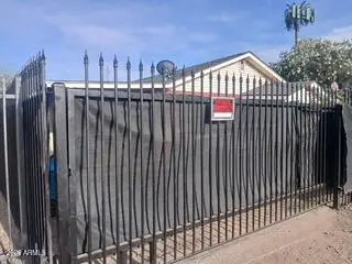 2045 S 6th Avenue, Phoenix, AZ 85003 - #1