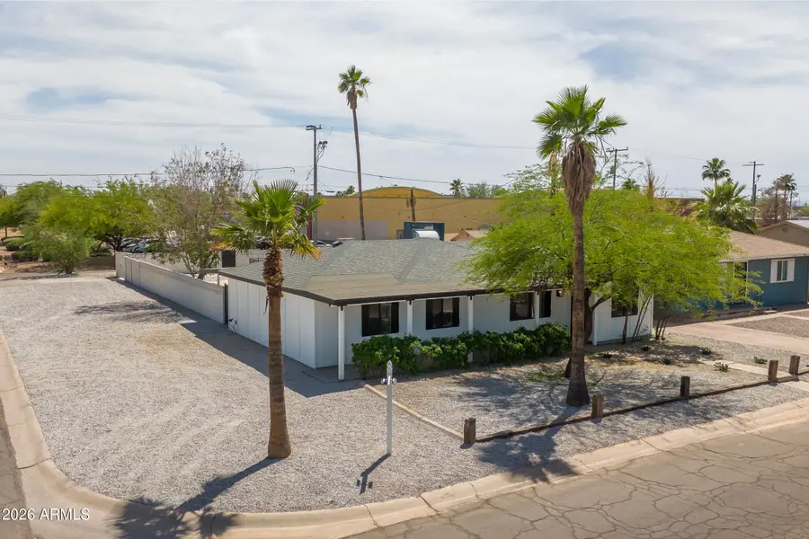 301 W 11th Street, Casa Grande, AZ 85122 - #2