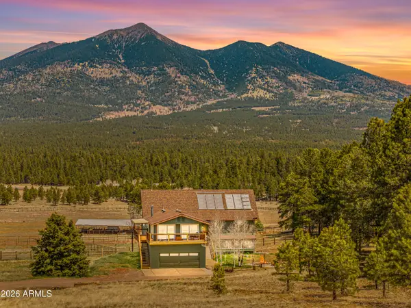 6610 N Snow Bowl Road, Flagstaff, AZ 86001