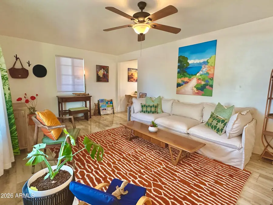 413 W Caron Street W, Phoenix, AZ 85021 - #2