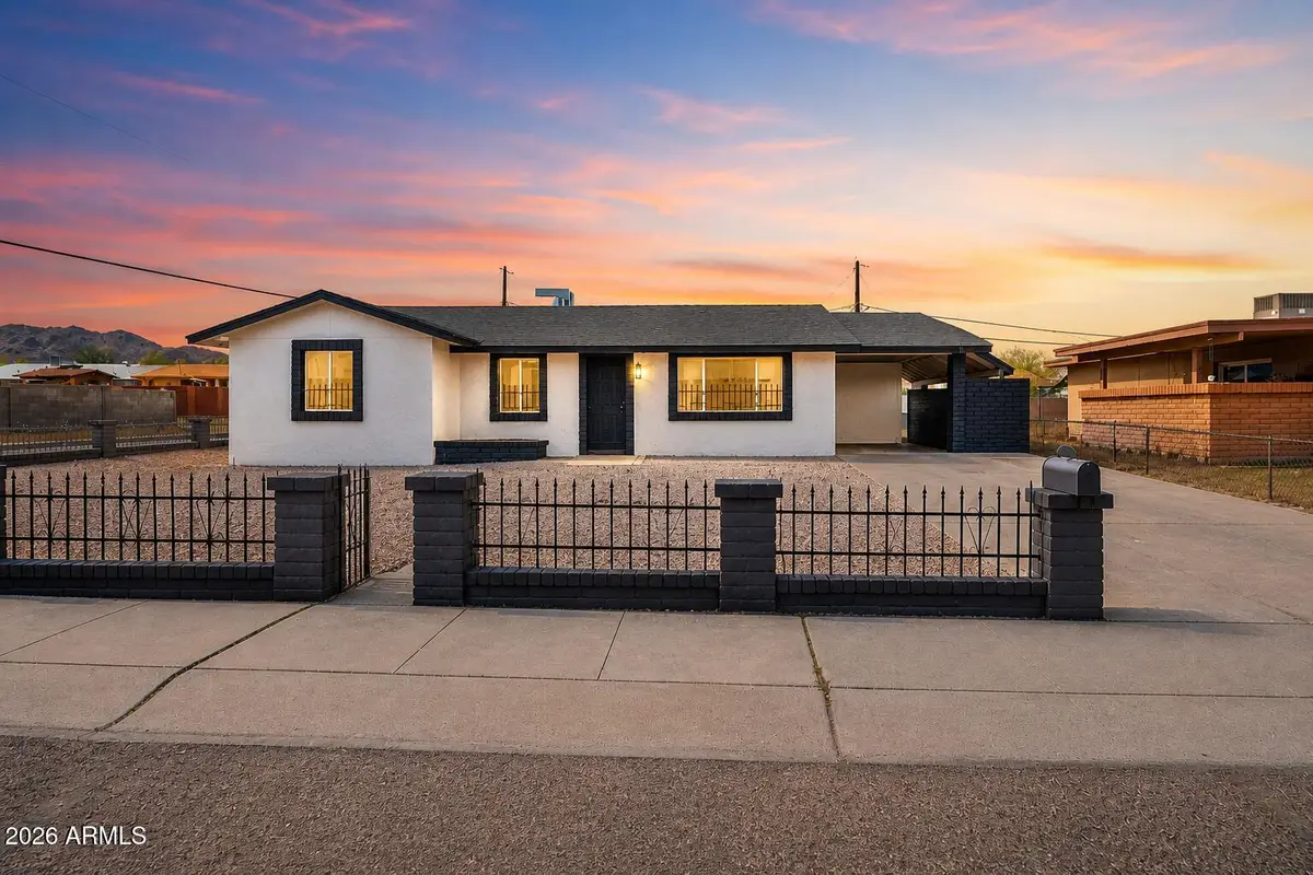301 W Desert Drive, Phoenix, AZ 85041 - #1