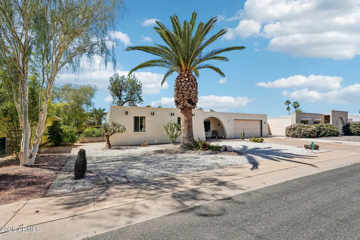 10733 W Brookside Drive, Sun City, AZ 85351 - #1