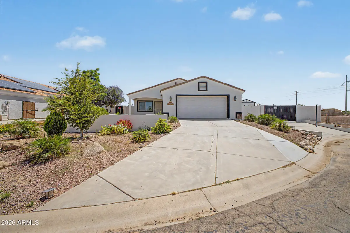 16013 S Coral Road, Arizona City, AZ 85123 - #1