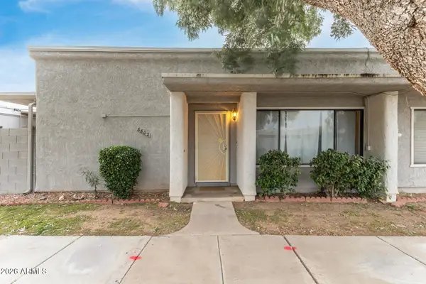 8802 N New World Drive, Glendale, AZ 85302