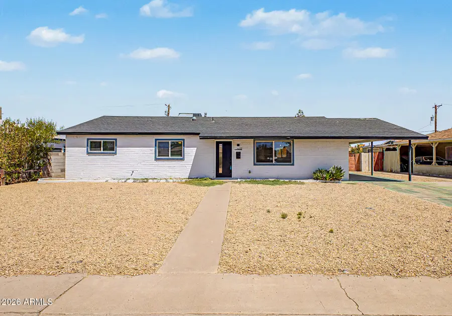 2232 W San Miguel Avenue, Phoenix, AZ 85015 - #2
