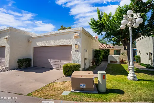 805 E Corte Oro Street, Phoenix, AZ 85020
