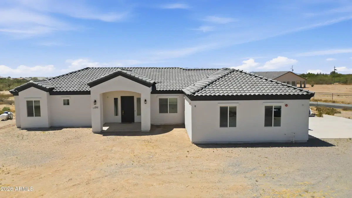 17587 W Dale Lane, Surprise, AZ 85387 - #1