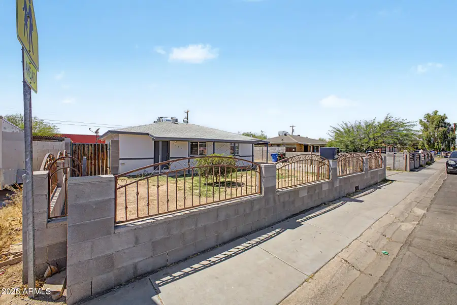 4002 N 64th Drive, Phoenix, AZ 85033 - #3