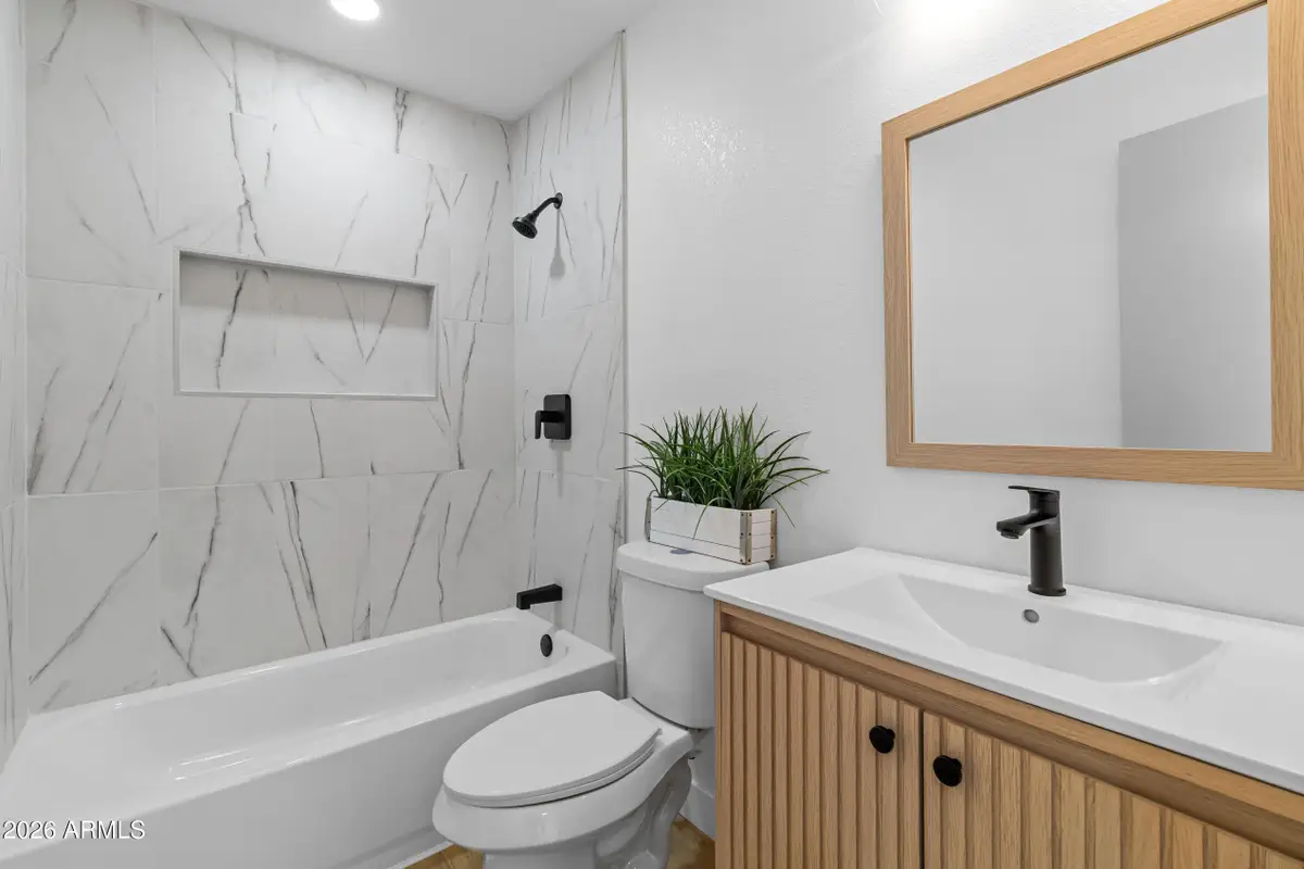 231 W Winston Drive, Phoenix, AZ 85041 - #1