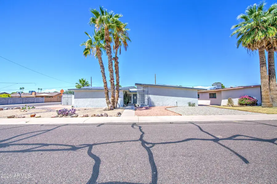 2048 W Joan De Arc Avenue, Phoenix, AZ 85029 - #3