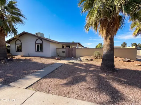 3265 W Mauna Loa Lane, Phoenix, AZ 85053