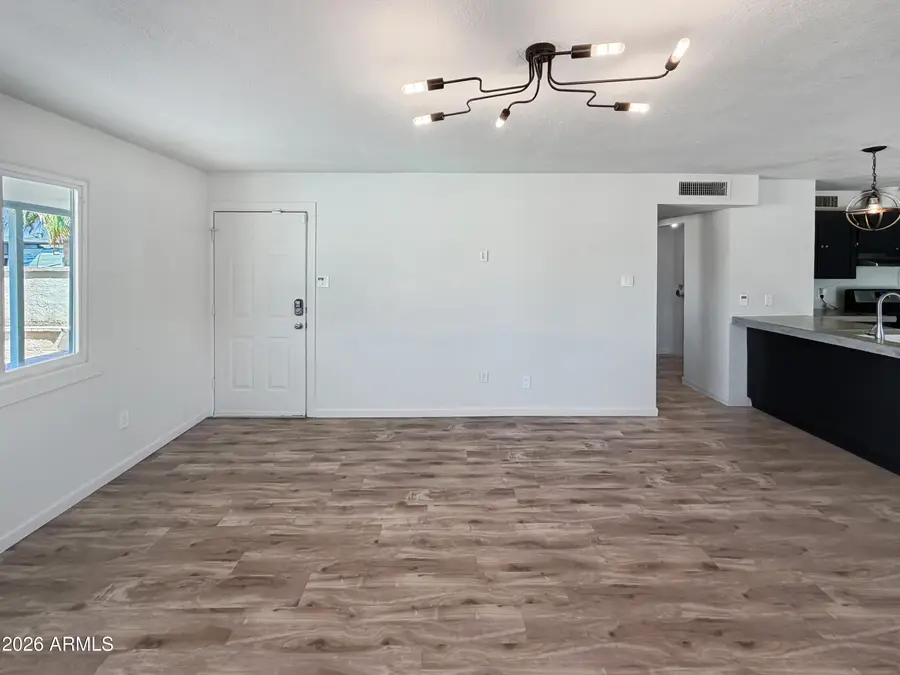 3265 W Mauna Loa Lane, Phoenix, AZ 85053 - #3