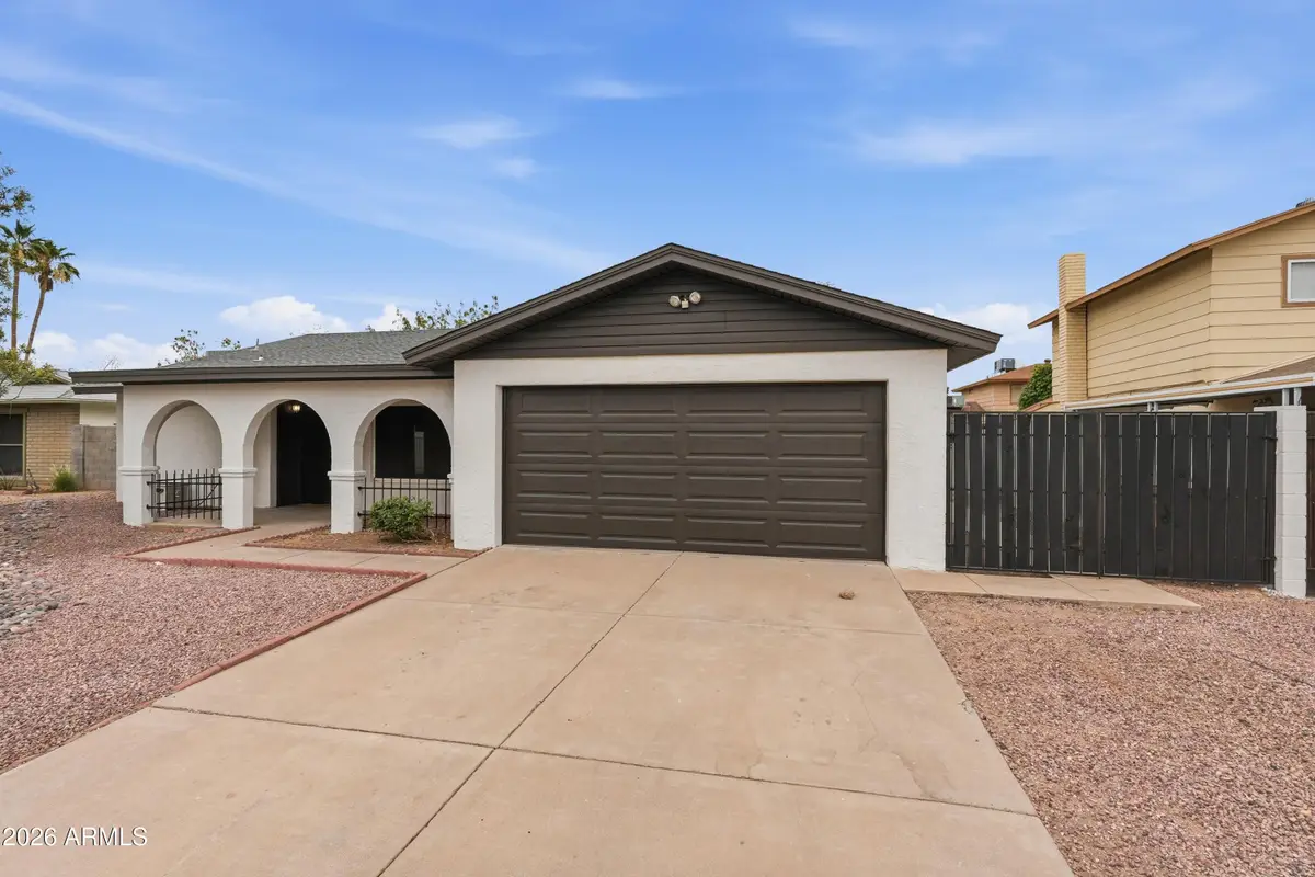 10007 N 48th Drive, Glendale, AZ 85302 - #1