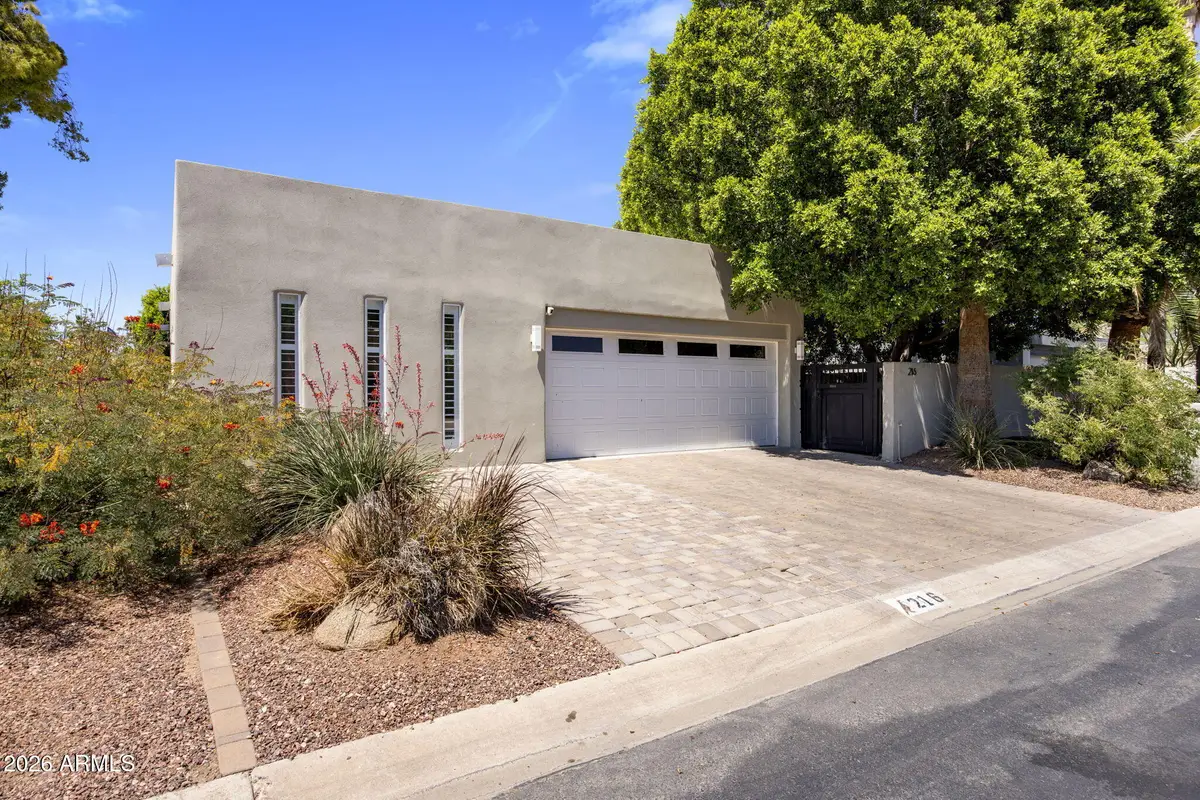 216 W Winged Foot Road, Phoenix, AZ 85023 - #1