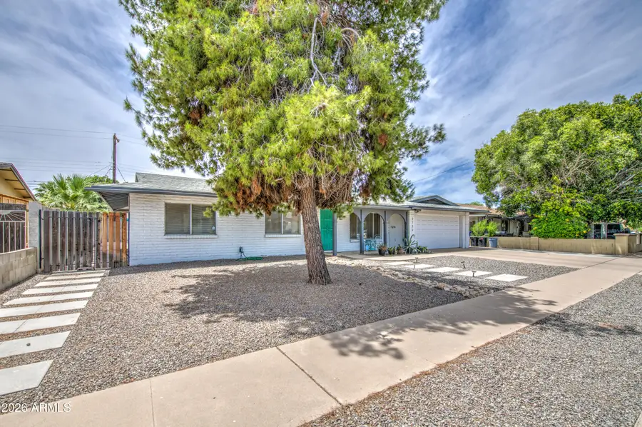 3739 W Krall Street, Phoenix, AZ 85019 - #2