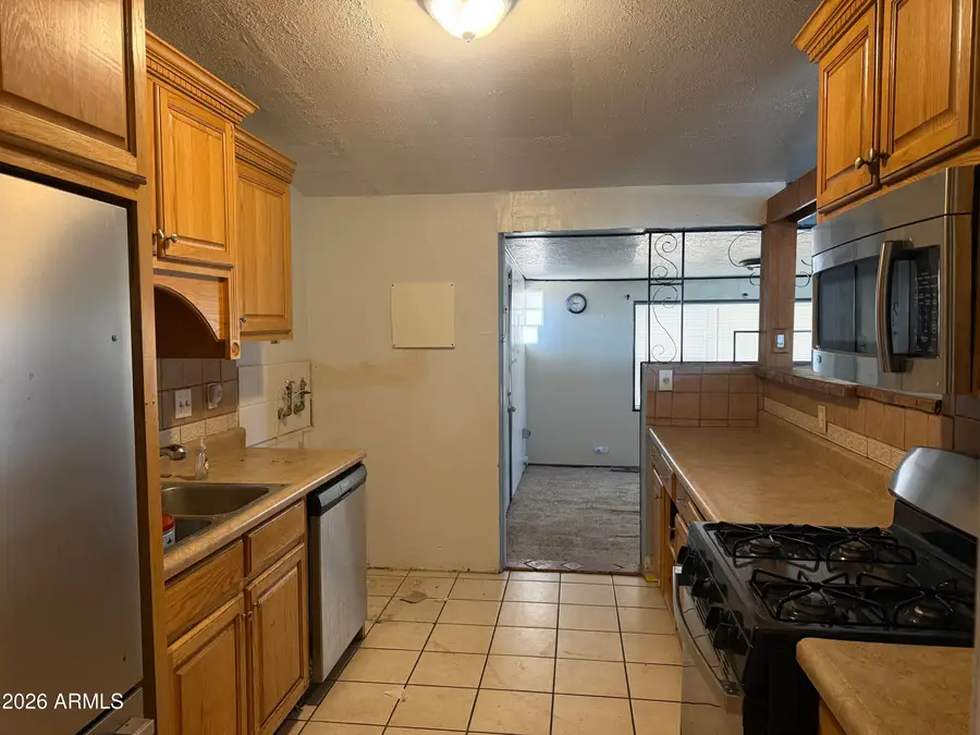 296 Steffen Street, Sierra Vista, AZ 85635 - #2