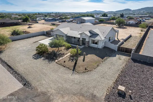 825 E Perdido Way, Phoenix, AZ 85086