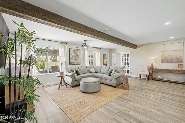 26410 S New Town Drive, Sun Lakes, AZ 85248