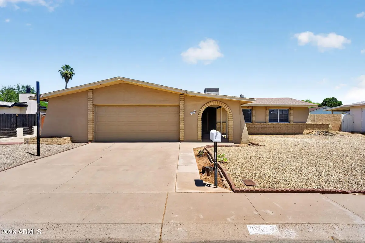 4534 W Vogel Avenue, Glendale, AZ 85302 - #1
