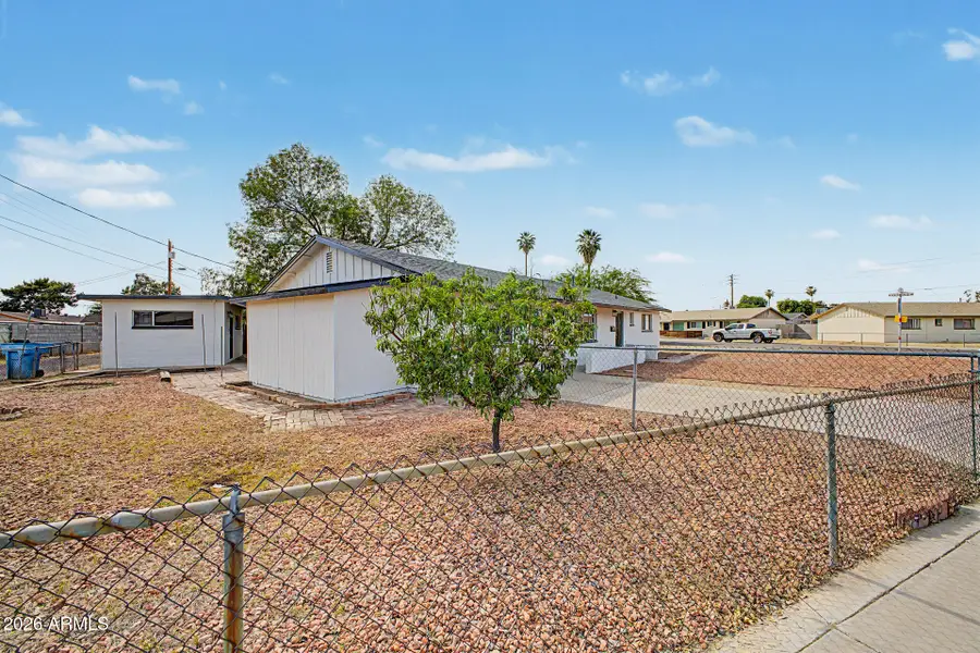 3901 W Griswold Road, Phoenix, AZ 85051 - #3