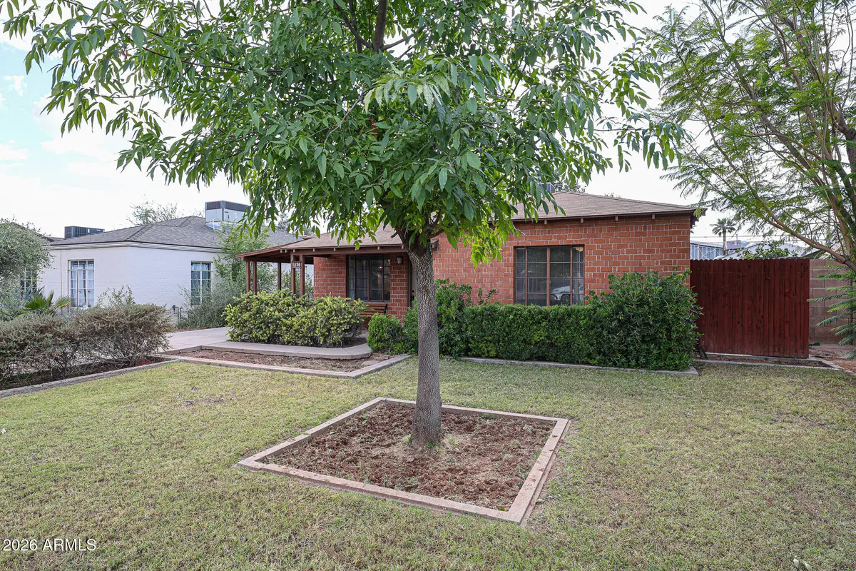 1834 N Laurel Avenue, Phoenix, AZ 85007 - #1