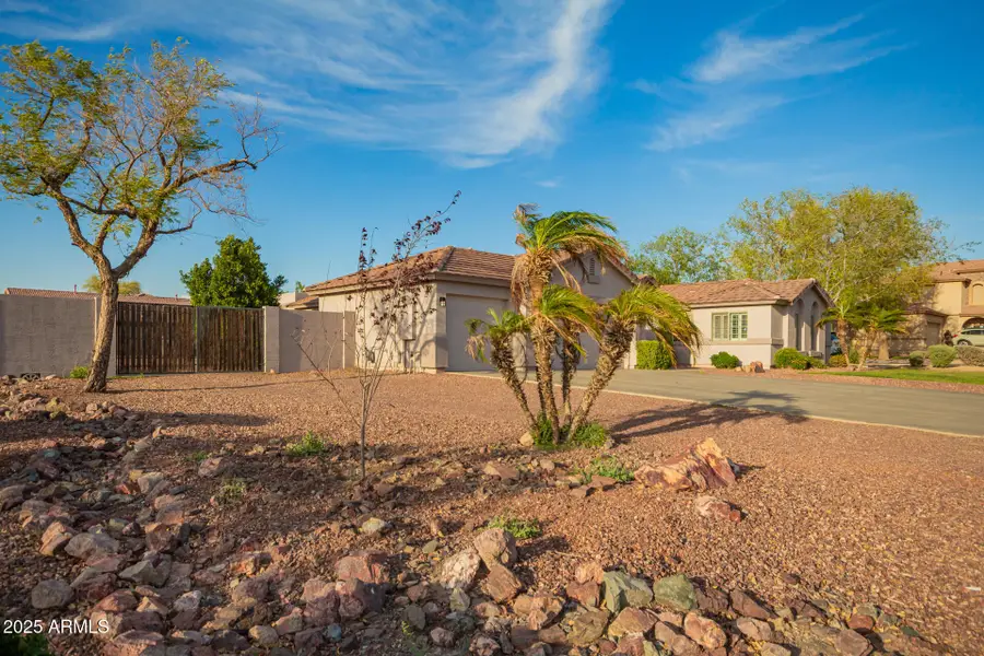 8352 W San Juan Avenue, Glendale, AZ 85305 - #2