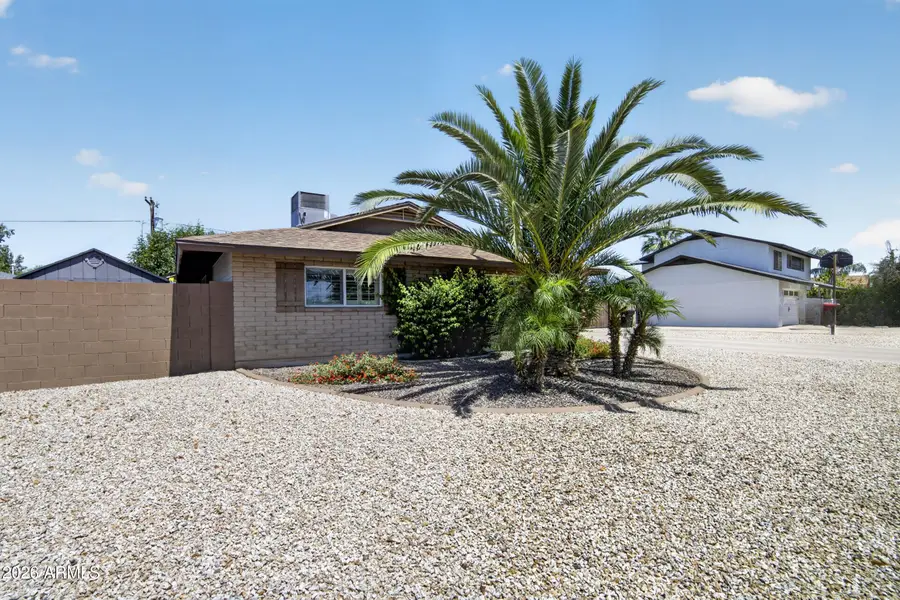 3738 W Morten Avenue, Phoenix, AZ 85051 - #3