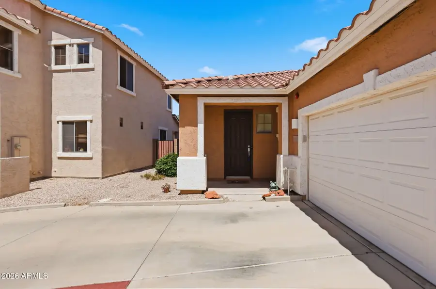 881 S Porter Street, Gilbert, AZ 85296 - #2
