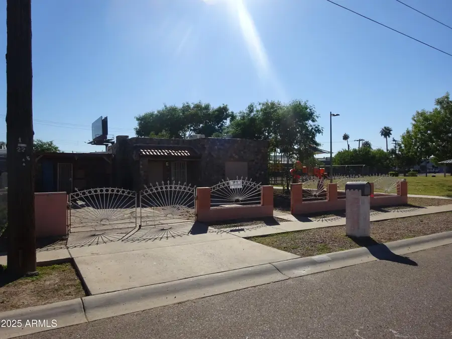 2821 E Adams Street, Phoenix, AZ 85034 - #3