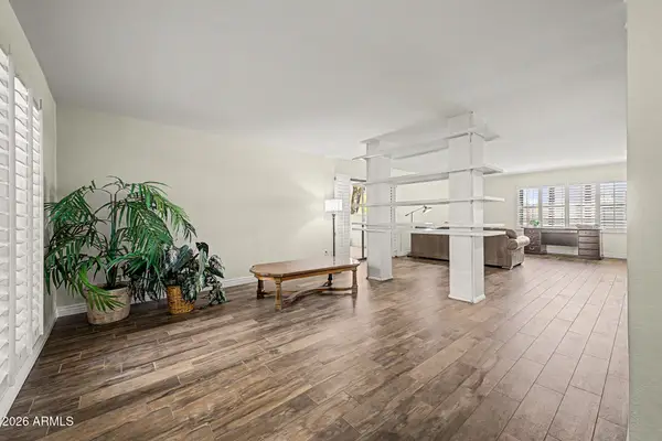 5102 N 31st Place #412, Phoenix, AZ 85016