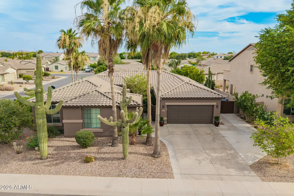 3393 E Canyon Way, Chandler, AZ 85249 - #1