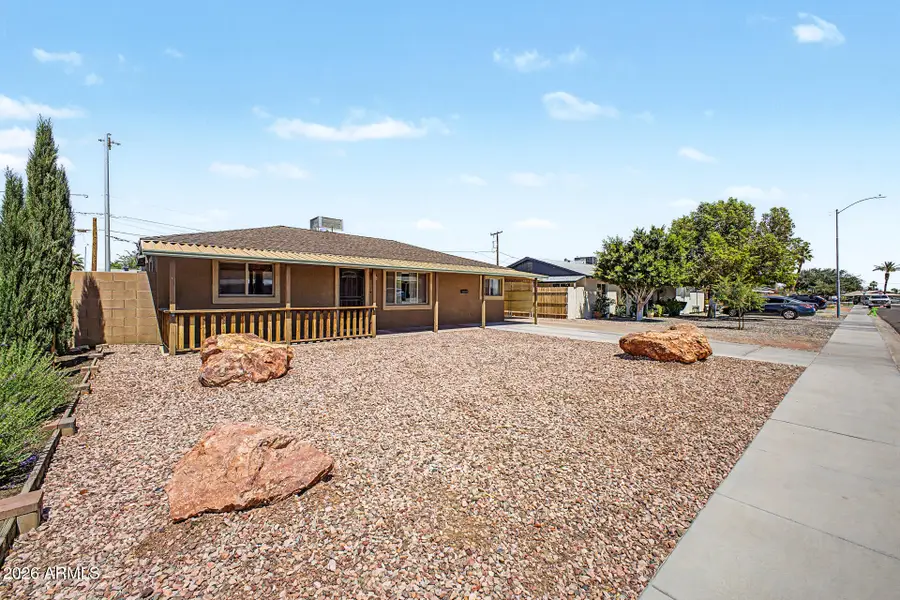 11118 W Iowa Avenue, Youngtown, AZ 85363 - #3
