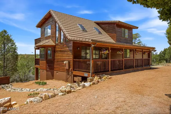 2806 Skyhawk Drive, Overgaard, AZ 85933