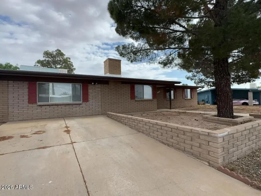 3733 Sparrow Drive, Sierra Vista, AZ 85635 - #3