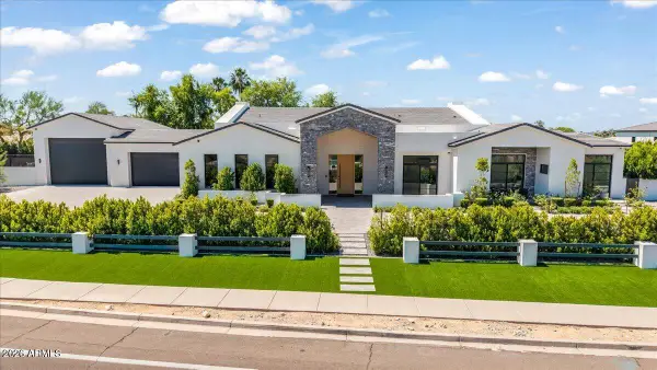 11681 E Cochise Drive, Scottsdale, AZ 85259
