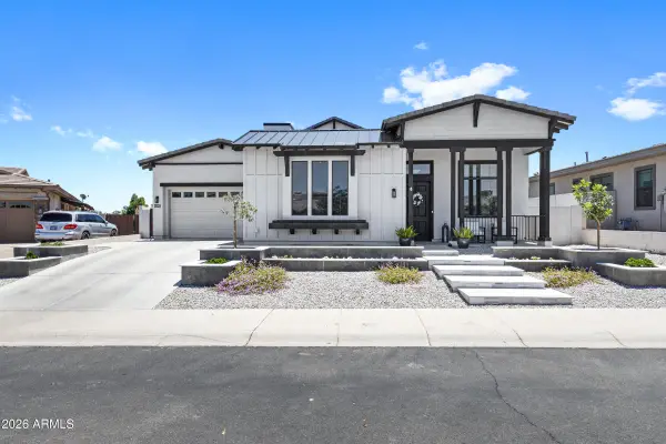 6693 S Giralda Avenue, Gilbert, AZ 85298