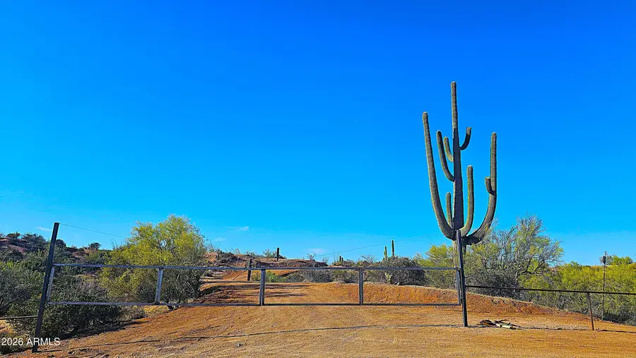 142X2 E Montello Road, Scottsdale, AZ 85262 - #3