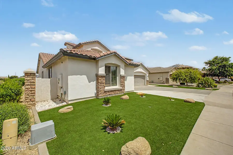 6745 S Rachael Way, Gilbert, AZ 85298 - #2